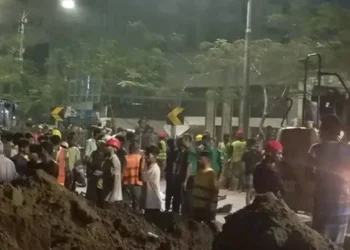 চট্টগ্রামে মাটিচাপায় দুই শ্রমিক নিহত