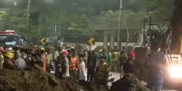 চট্টগ্রামে মাটিচাপায় দুই শ্রমিক নিহত