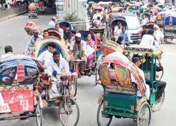 নিয়ন্ত্রণহীন অটোরিকশা সড়কে ঝুঁকি