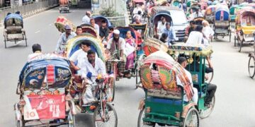 নিয়ন্ত্রণহীন অটোরিকশা সড়কে ঝুঁকি