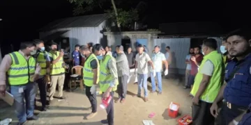 ফরিদপুরে তিনজনকে কুপিয়ে হত্যা