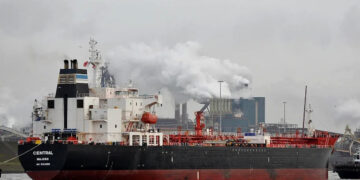 চলতি সপ্তাহে জ্বালানি নিয়ে আসছে আরও পাঁচ জাহাজ