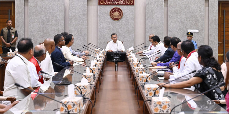প্রধানমন্ত্রীর সঙ্গে প্রোটেস্ট্যান্ট চার্চের নেতৃবৃন্দের শুভেচ্ছা বিনিময়