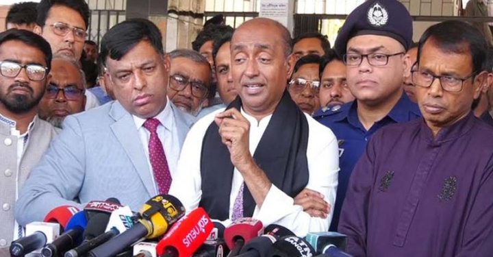 জ্বালানি তেল মজুতদারির সর্বোচ্চ শাস্তি মৃত্যুদণ্ড: আইনমন্ত্রী
