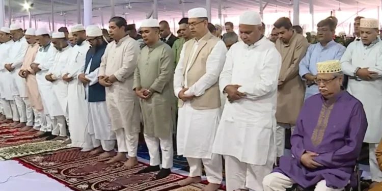 জাতীয় ঈদগাহে নামাজ আদায় করলেন রাষ্ট্রপতি ও প্রধানমন্ত্রী