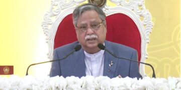 সশস্ত্র বাহিনীকে চতুর্মাত্রিক করতে অঙ্গীকারবদ্ধ সরকার : রাষ্ট্রপতি