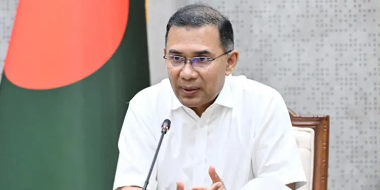 তিন ব্যক্তি ও প্রতিষ্ঠানকে জাতীয় পরিবেশ পদক দিলেন প্রধানমন্ত্রী