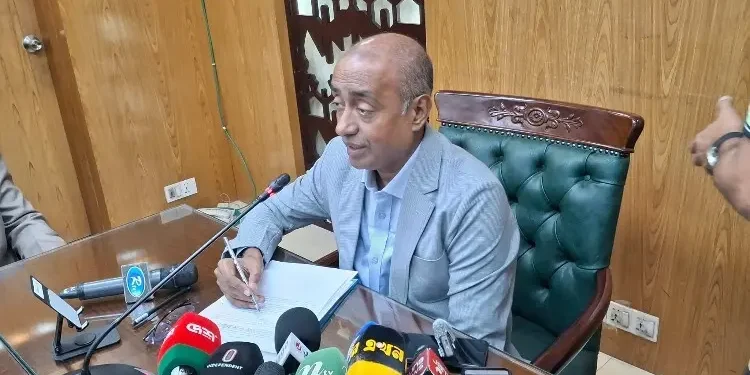 ১২ জেলায় ই-বেইল বন্ড উদ্বোধন করলেন আইনমন্ত্রী