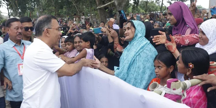 ক্ষণিকের দেখায় এক অনন্য আত্মিক বন্ধন