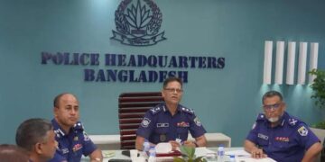 দলীয় পরিচয় নয়, অপরাধী হিসেবেই ব্যবস্থা : আইজিপি
