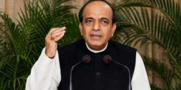 ভারতীয় ভিসা সহজ করতে উদ্যোগ নেওয়া হচ্ছে: দীনেশ ত্রিবেদী