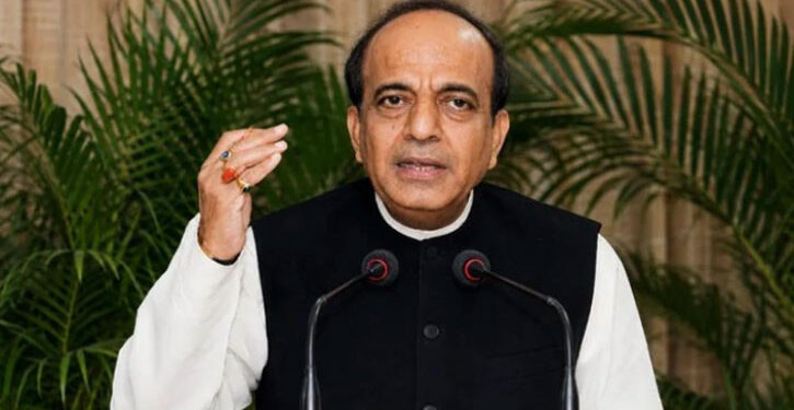 ভারতীয় ভিসা সহজ করতে উদ্যোগ নেওয়া হচ্ছে: দীনেশ ত্রিবেদী