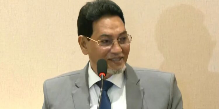 লং মার্চ নয়, আলোচনায় আসুন, বিরোধী দলকে চিফ হুইপ